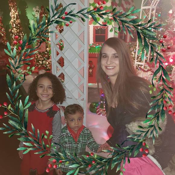 Meet your Posher, Kristen - Picture 1 of 1